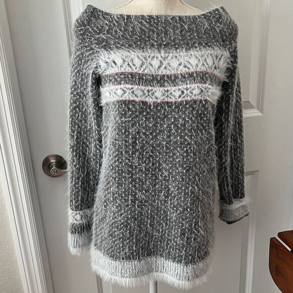 Anthropologie Sweaters - Anthropologie Sleeping on Snow Off-Shoulder Gray and White Sweater NWOT SZ M